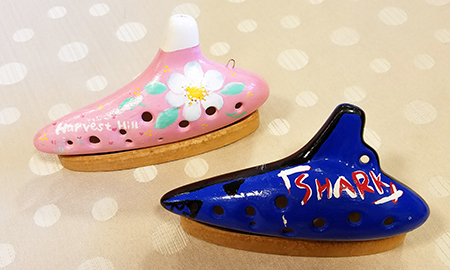 アルトオカリナの絵付け